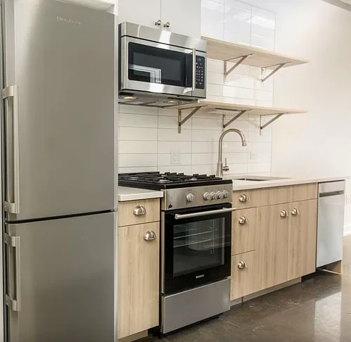 115 W Chicago Ave #508 Photo 1