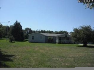 18322 Baird Rd, Wellington, OH 44090