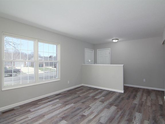 3rd image of 15 Wilson Park Dr