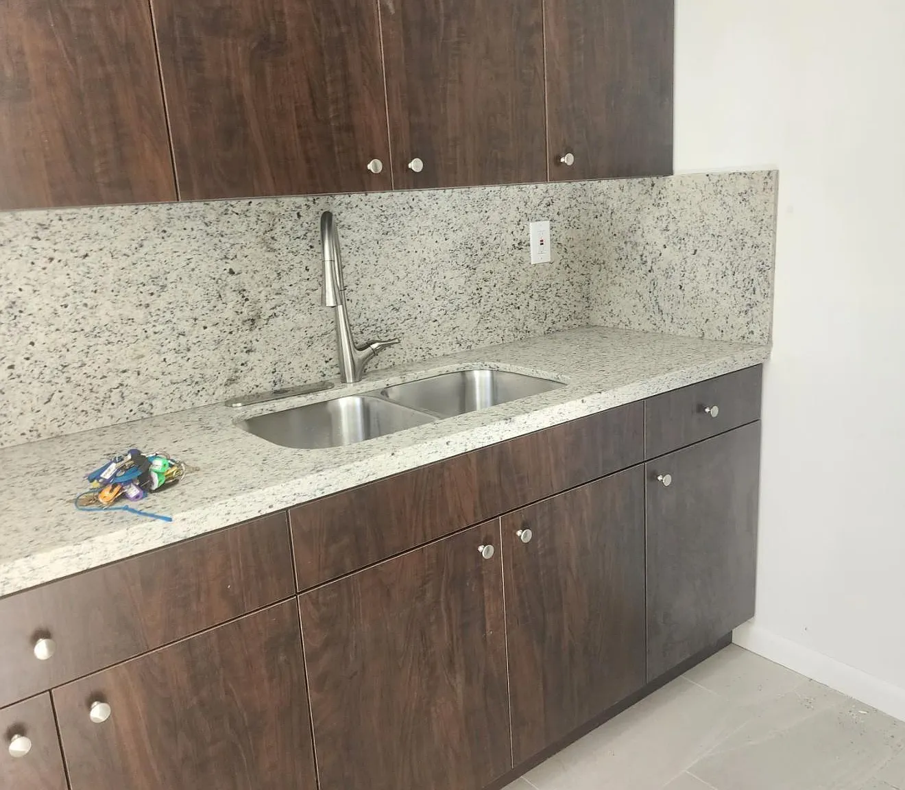 2 bed, 1100 sqft, $2,450 — Photo 1