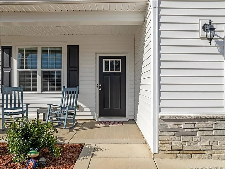 1660 Stackhouse Dr — Photo 7