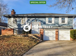 15912 W 153rd St, Olathe, KS 66062
