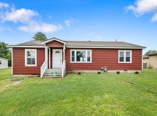 305 S Little Ave, Gentry, AR 72734