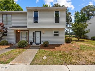 2181 Fox Run Dr, Kinston, NC 28504