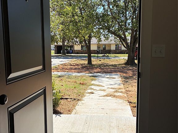 4th image of 504 NW 7th St