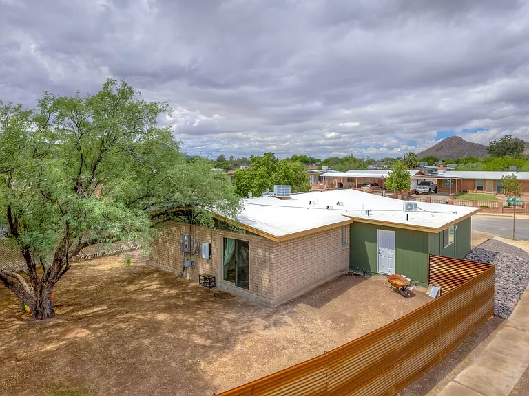 7001 S Christopher Pl #2 — Photo 8
