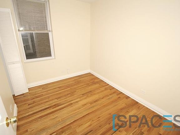 5th image of 2441 N Kildare Ave #2FF