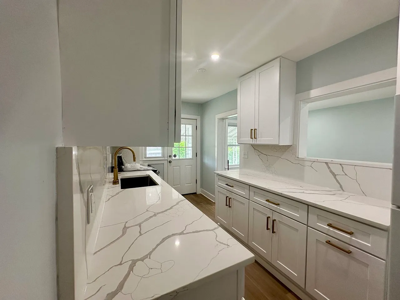 863 Bosley Ave — Photo 4