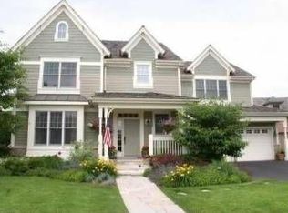 1526 Kittyhawk Ln, Glenview, IL 60026