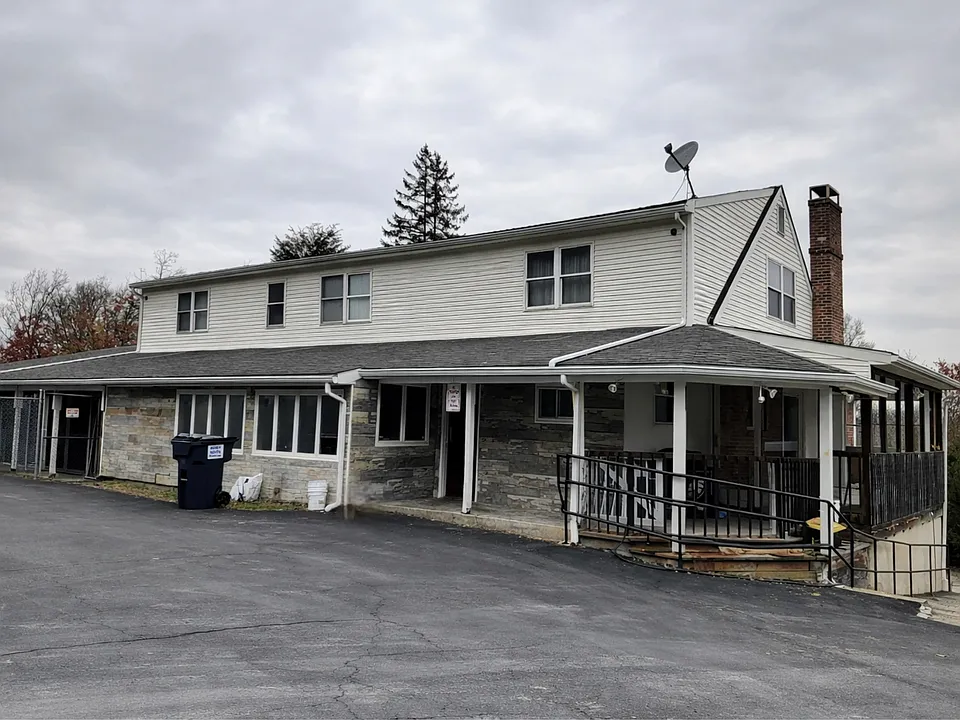 211 Friemann Ln #4
