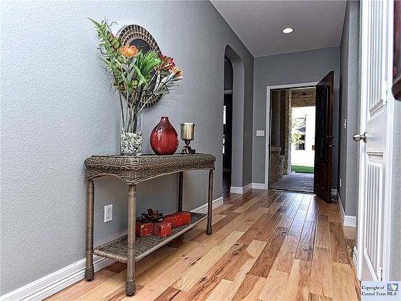 5th image of 329 Autumn Willow Dr