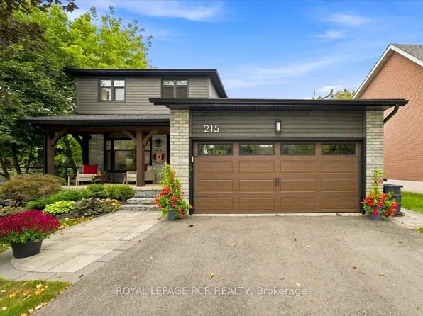 215 Oakwood Cres, Orangeville, ON L9W 4N1
