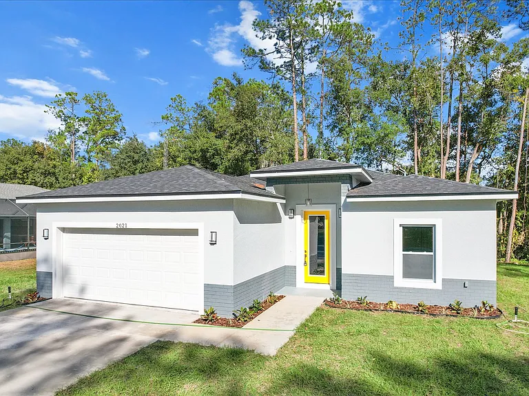 2021 W Alhambra Dr — Photo 2