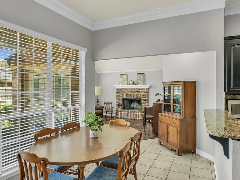 5613 Landsdown Dr — Photo 25