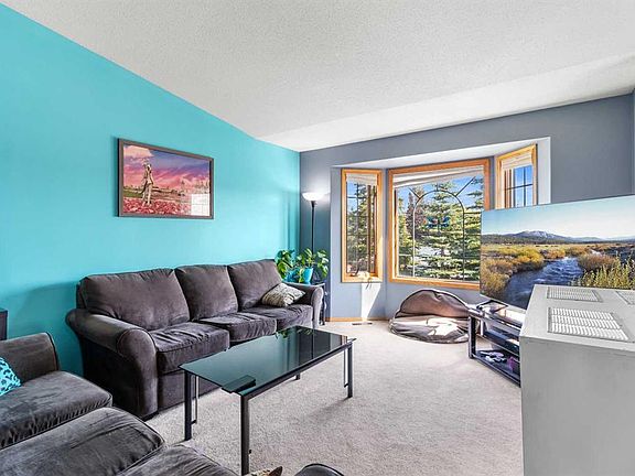 5th image of 10 S Kingston Dr
