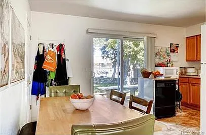 3 bed, 1728 sqft, $2,797 — Photo 2