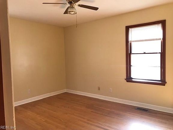 5th image of 341 Wilkinson Dr