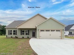 896 Whaley Rd, Kinston, NC 28501