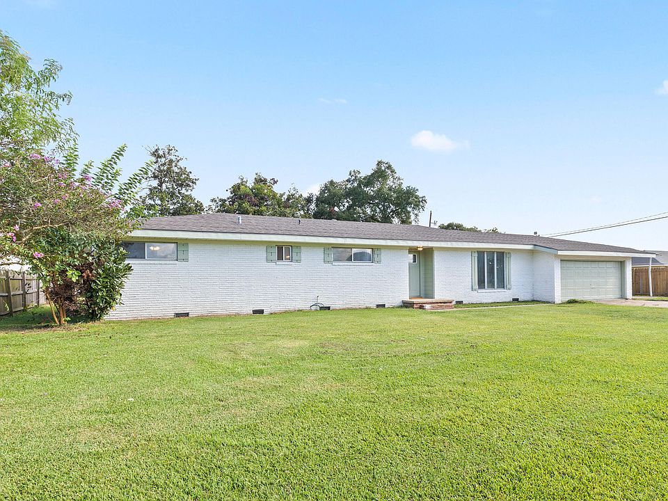 1st image of 4612 Coteau Rd