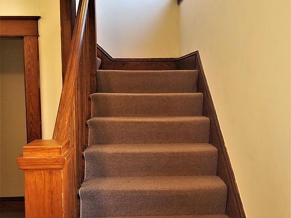 Stairs to appartment.