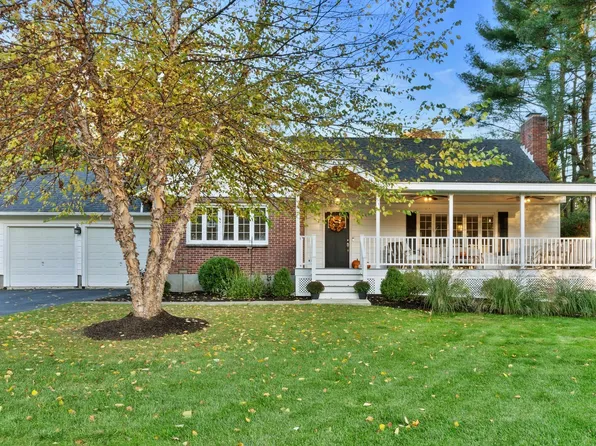 139 Mountain Dr, Pittsfield, MA 01201