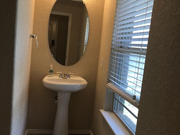 4th image of 6530 Candlebrite Dr