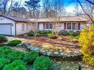 142 N Sequoyah Ln, Brevard, NC 28712