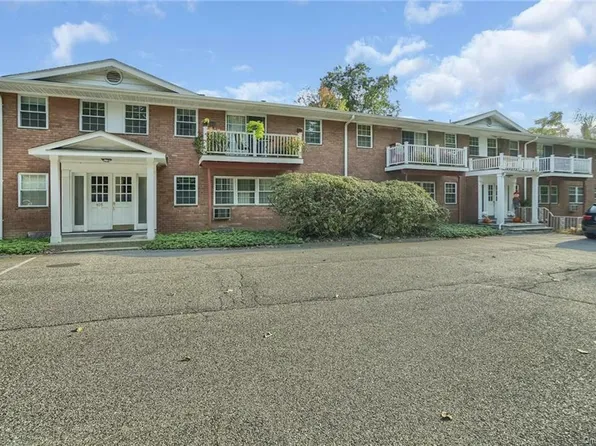 107 Nottingham Rd APT B, Bedford, NY 10507