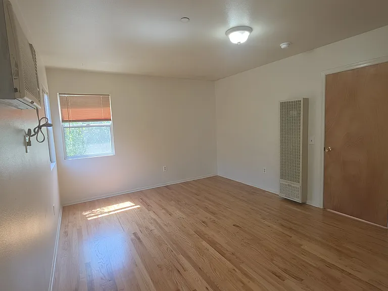 1844 S Chapel Ave #1/2 — Photo 12