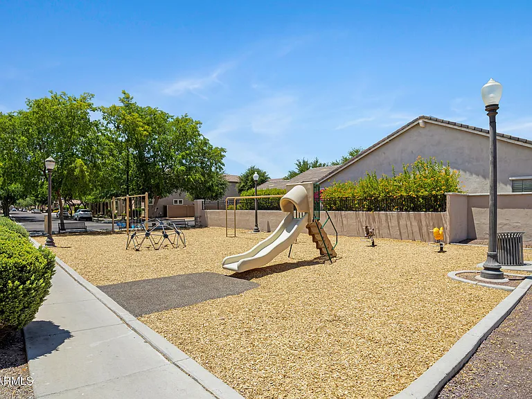 1331 S Colt Dr W — Photo 31