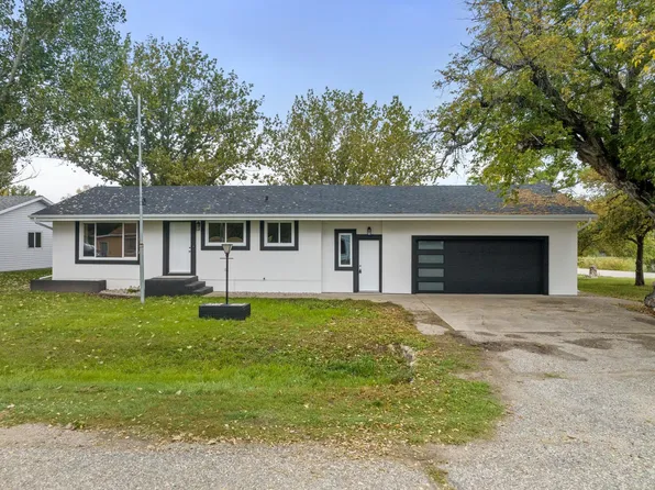 20 3rd St SW, Sawyer, ND 58781