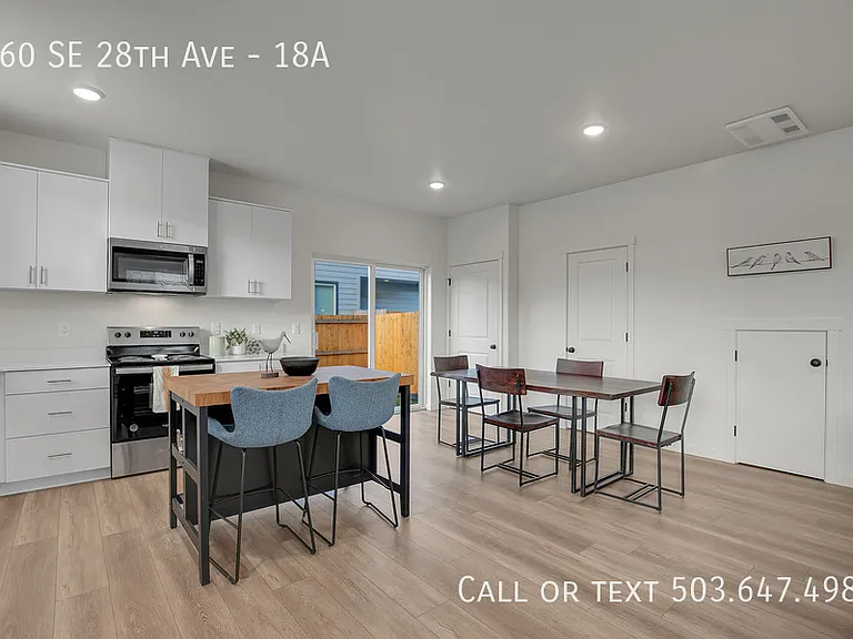 160 28th Ave SE #18A — Photo 5