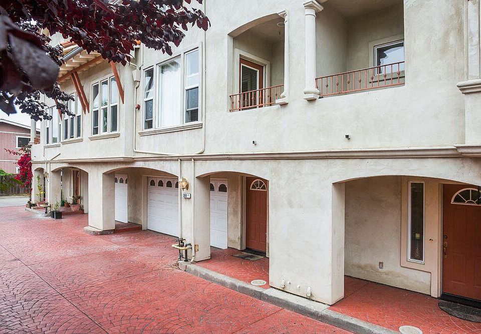 1st image of 209 Palm Ave APT B
