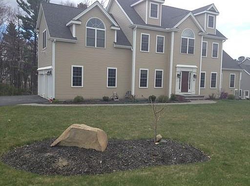 1st image of 14 Hickory Dr