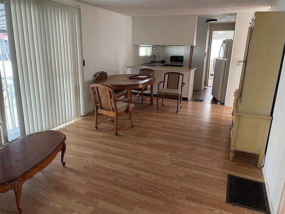 5th image of 2600 SW 54th Street