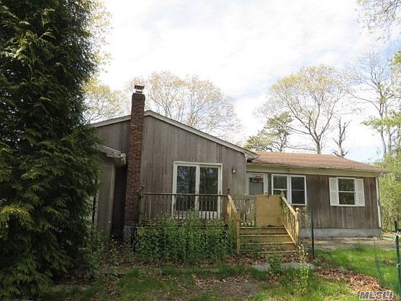 3rd image of 36 Fanning Ave