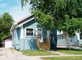 7408 27th Ave, Kenosha, WI 53143