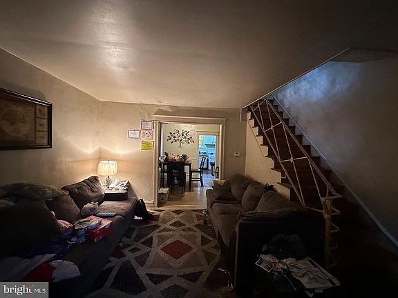 2nd image of 4728 Loring St
