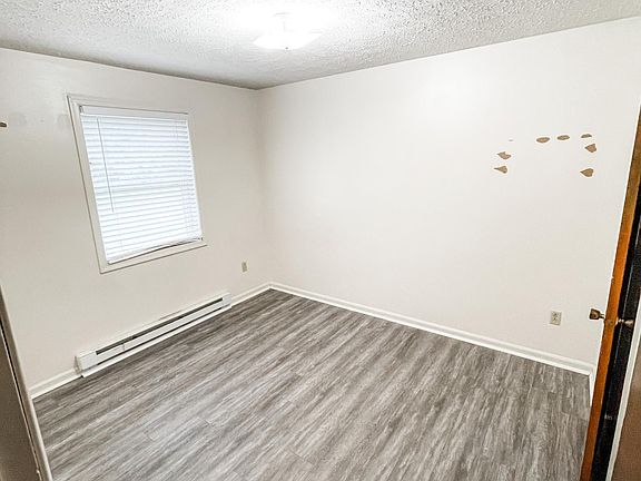 5th image of 314 Reynolds St #A