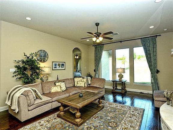 4th image of 102 Grant Cannon Ln