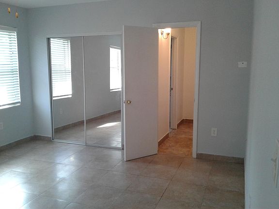 5th image of 231 NE 107th St #2