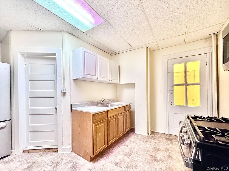 119 S 11th Ave #1 — Photo 10