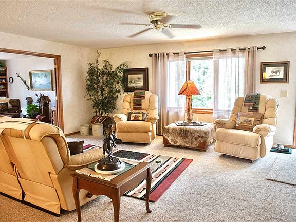 3rd image of 308 Northview Dr