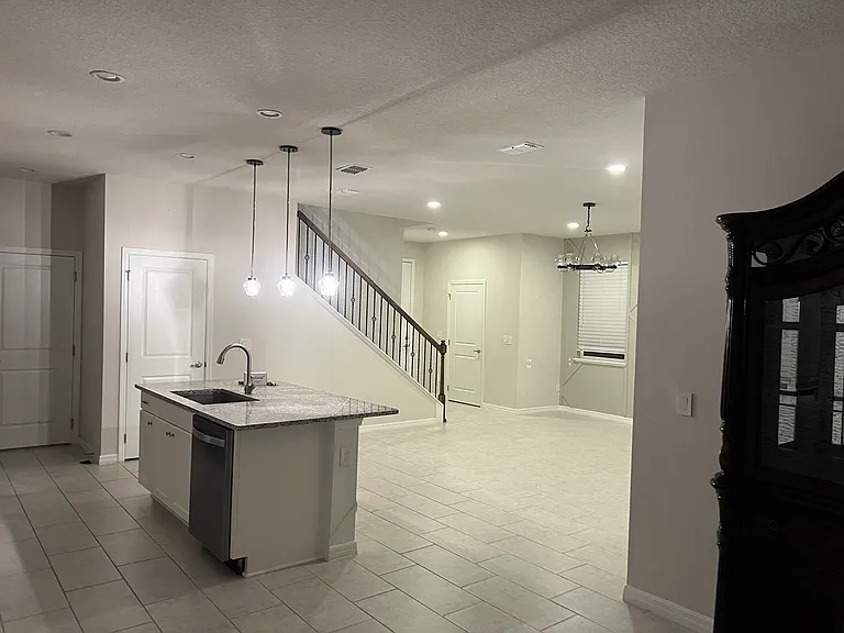 3601 Voyager Ln — Photo 9