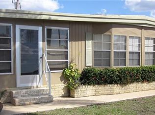 640 Forest Palm Ct, North Fort Myers, FL 33917