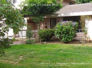5849 Rest Pl NE APT A, Bremerton, WA 98311