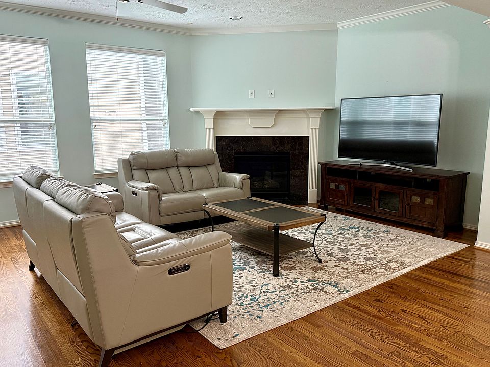 1st image of 3410 Skyline Village Dr #Sfh