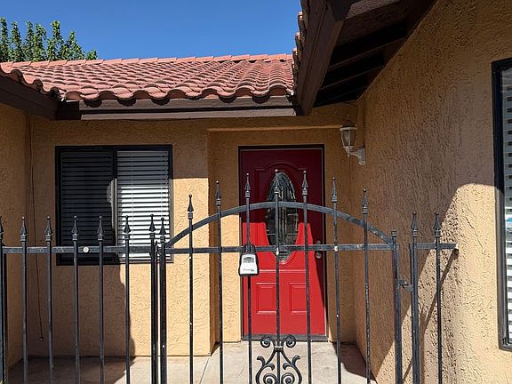 2nd image of 27290 Outrigger Ln
