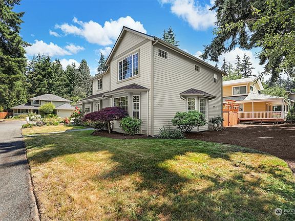 2nd image of 7038 122nd Avenue NE