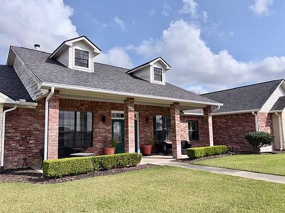 2nd image of 193 Kayla Ln